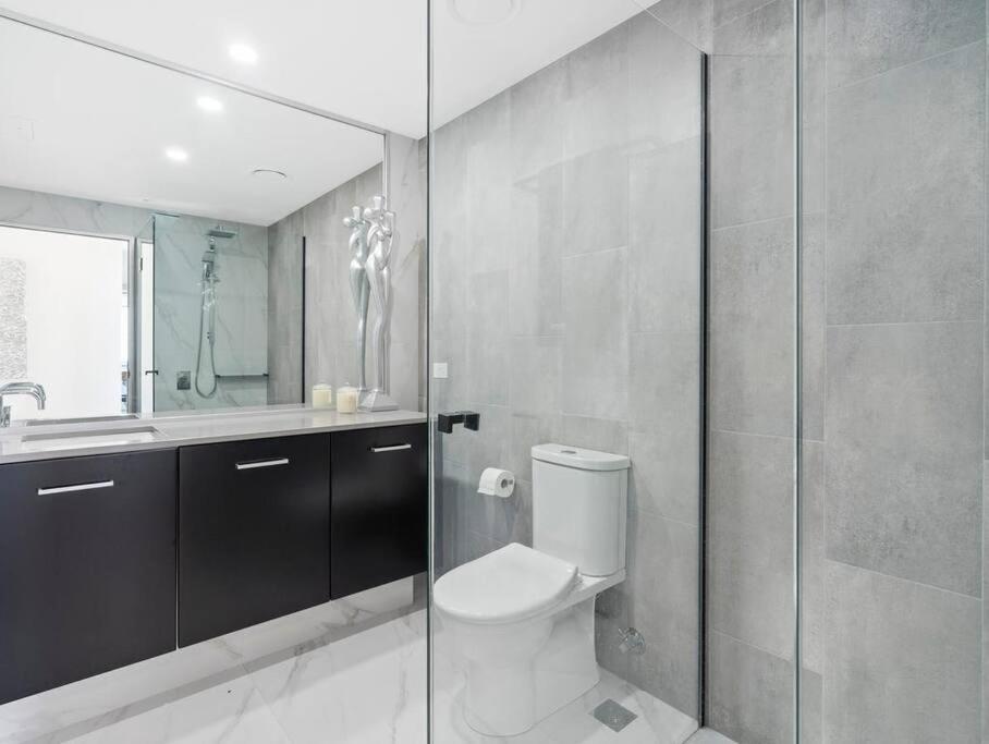 Exclusive Circle On Cavil Sub-Penthouse Luxury Apt - Hosted By Coastal Letting Gold Coast Exterior foto